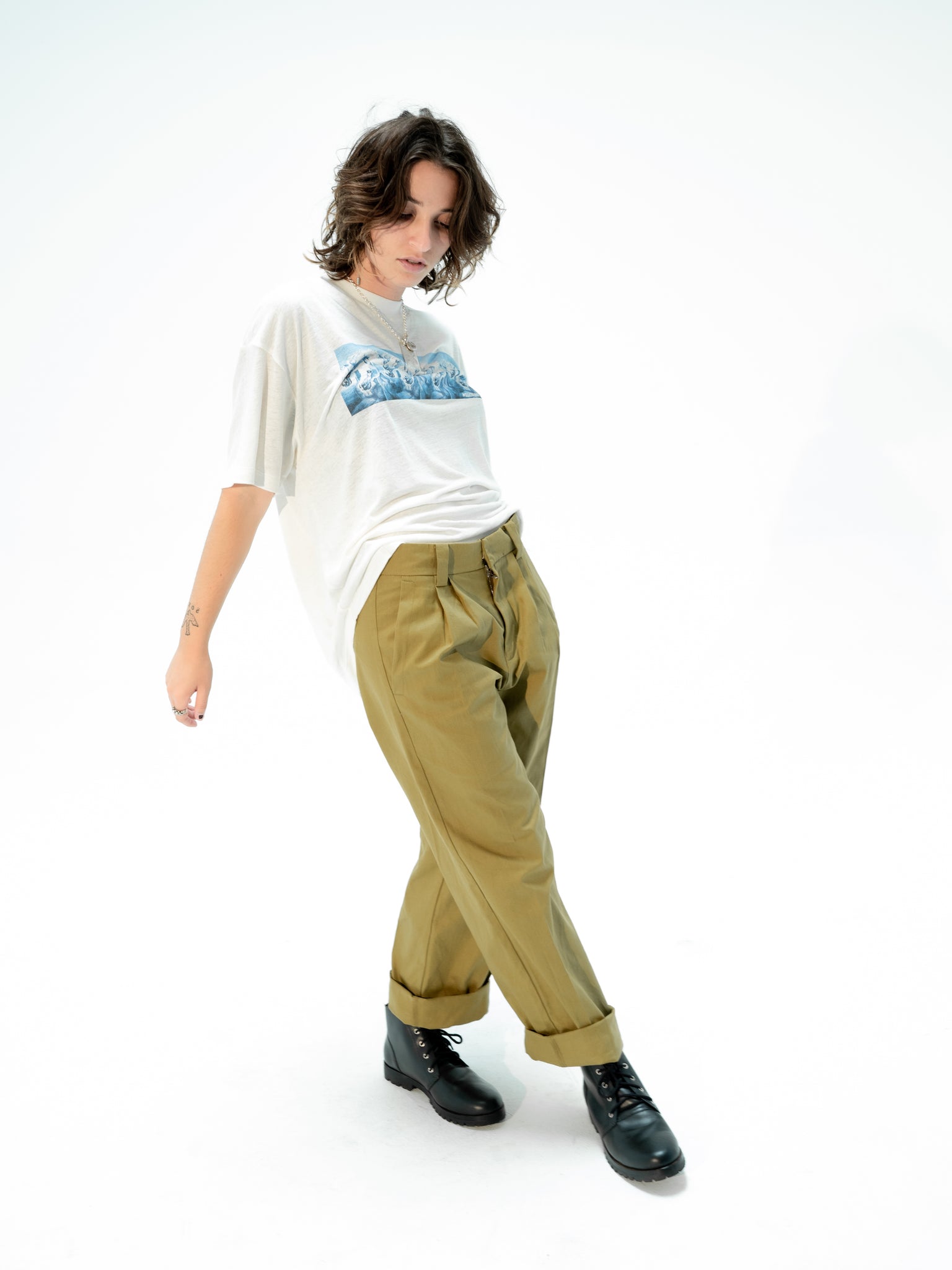 LINEN KNIT TEE 'HORSES'